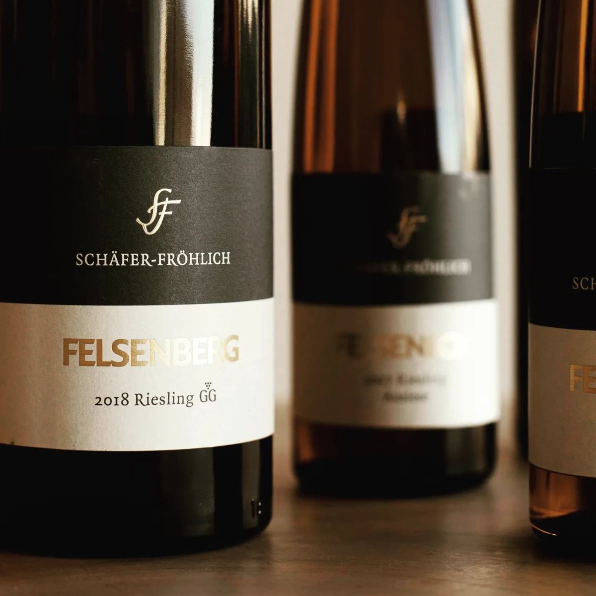 vinoteka13's tweet photo. Nahe - maybe the smallest region but with great wines like #weingutschäferfröhlich 
#schäferfröhlich #schäferfröhlichwinery #nahe #bockenau #germanywine #nahewines #gg  #wineplace #winestore #winelovers #vinoteka13 #vino13 #v13 #pasazV13 #siewnaV13 #vitkacV13 #lhrandwine https://t.co/G0FbHyUr4S