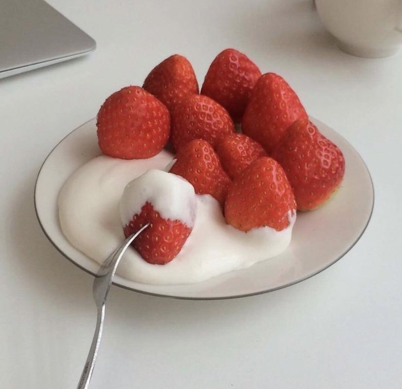 ausniyebe's tweet photo. "Turning Pink"
 
Every breakfast, Shv4 prepares strawberries for Se0k dahil paborito nya ito, one morning he decided to be a little naughty..

↳ smut (s30kso0 one shot 🔞)
↳ MINORS, pikit.
↳ foodplay
↳t0p🦌b0tt ⚔️ 
↳ pw hint: english, 6 letters

https://t.co/JtIhCNiYK2 https://t.co/1Dqm6qqh5I