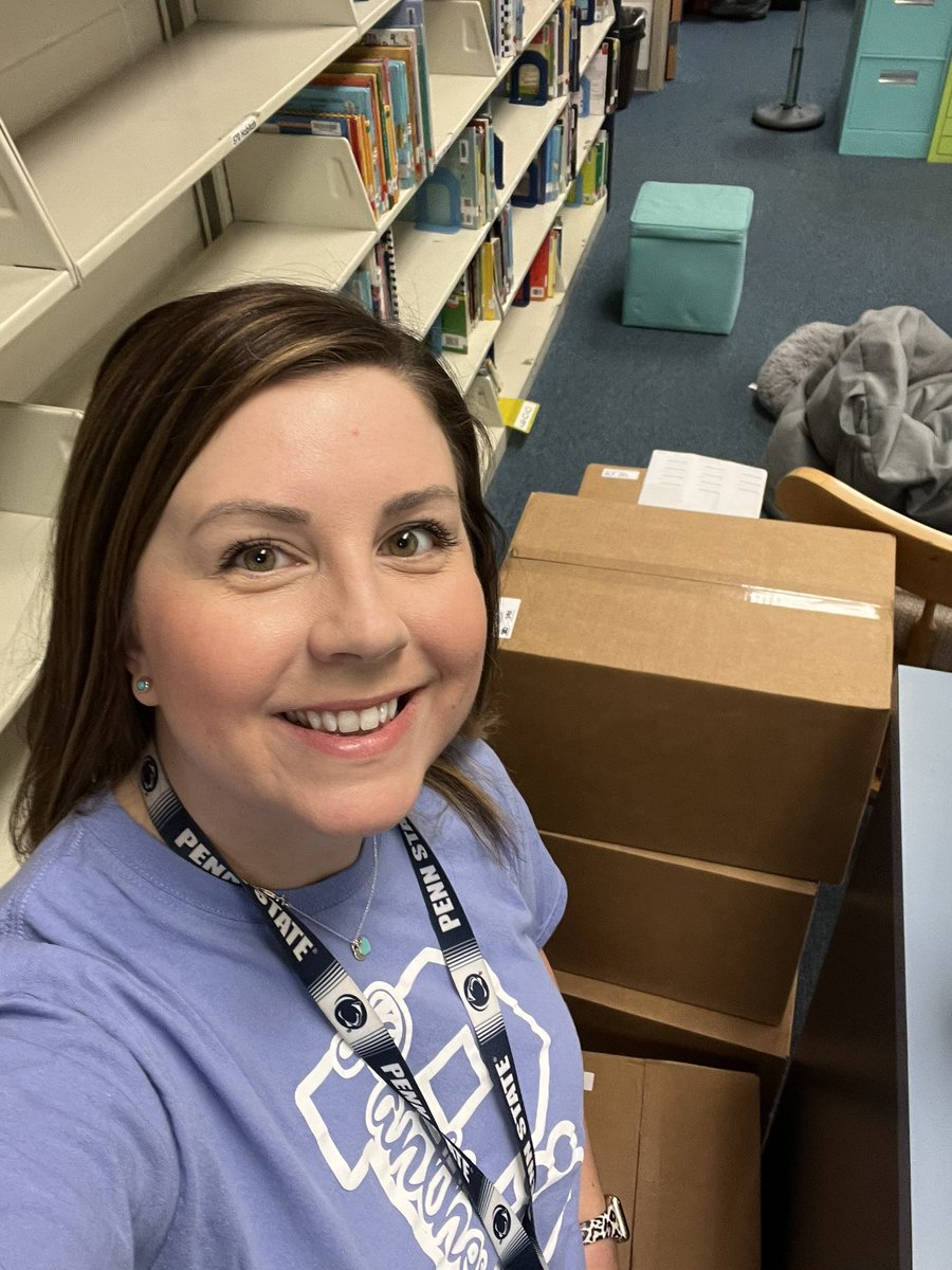 coachpongratz's tweet photo. Spending the AM at #paramountes getting this @WCPS_LMS media center ready for new flooring! @AnnKAnders @LScumpieru @HurleBen @norriamy @KyleDingle1 https://t.co/A5J15dUyAV