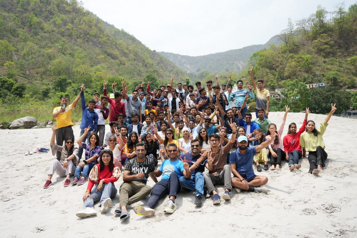 officialPageTss's tweet photo. It was a Pleasure to attend a great trip with all of you. Especially Our Great and Lovable leaders ❤️
*Virendra Pratap Sir*
Big Thanks to you all because your presence with us made wonderful memories ❤️ that we will keep it always in our heart. ❤️
#trip
#travel #traveltips https://t.co/im8EPQcKJx