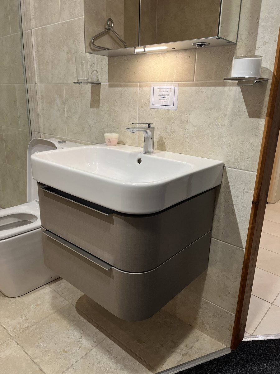 kitchens_future's tweet image. Ex Display Duravit Happy D2 Basin &amp;amp; Vanity Unit. RRP £1680, ONLY £795 INC VAT