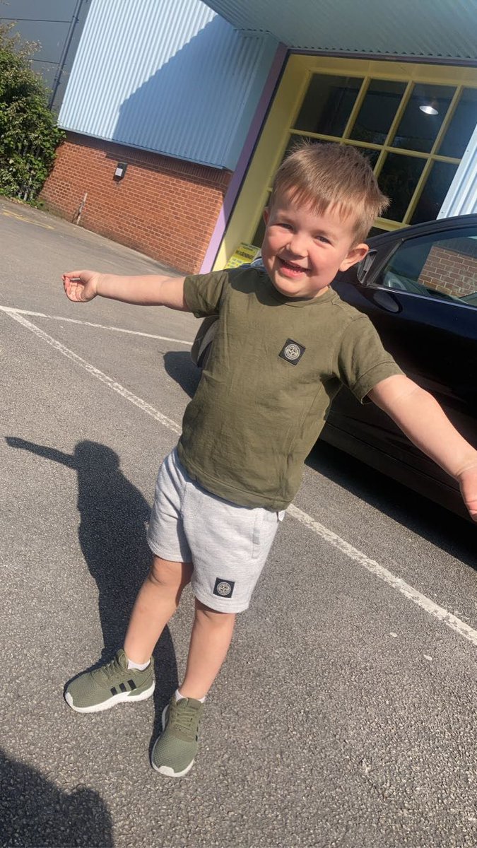 WhatsnOn's tweet photo. @badge_is_in in case it kicks off at Nursery https://t.co/yM4TjesNyp
