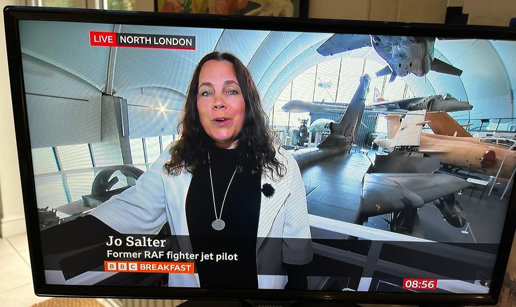 Zina Hunt tweet media