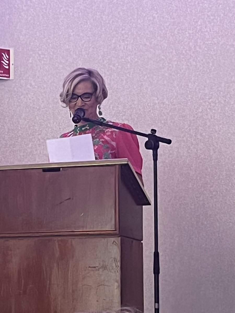 WhatsWhereComps's tweet photo. @BPWGalway President Annette Walsh has the room in laughter with her beautiful welcome! #BPWSummerLunch #BPWIreland #WomenInBusiness https://t.co/p2Pi95y8gx
