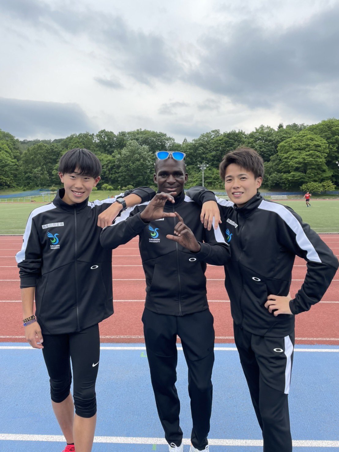 ミズノMIZUNO中京大学陸上部 ウィンドブレーカー上下セットLサイズ ミズノMIZUNO中京大学陸上部 ウィンドブレーカー上下セットLサイズ