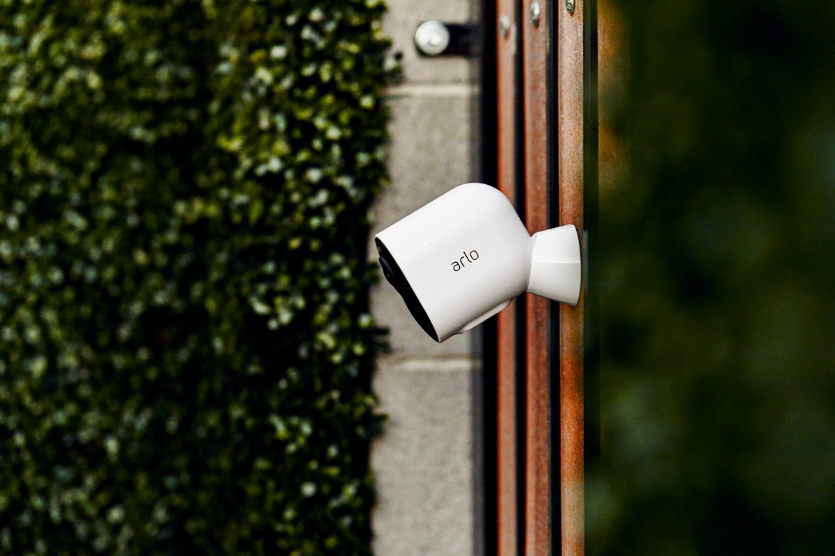 Arlo Ultra 2 Outdoor WiFi Security Camera
Our security camera with 4K HDR video and 12x digital zoom captures important details with precision. 

Built-in spotlight and enhanced color night vision for an accurate image even in the dark. 

More info at: bit.ly/3PtsmR7