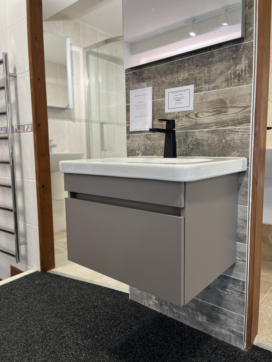 kitchens_future's tweet image. Duravit Durastyle Basin &amp;amp; Vanity Unit. RRP £750, ONLY £395 INC VAT.