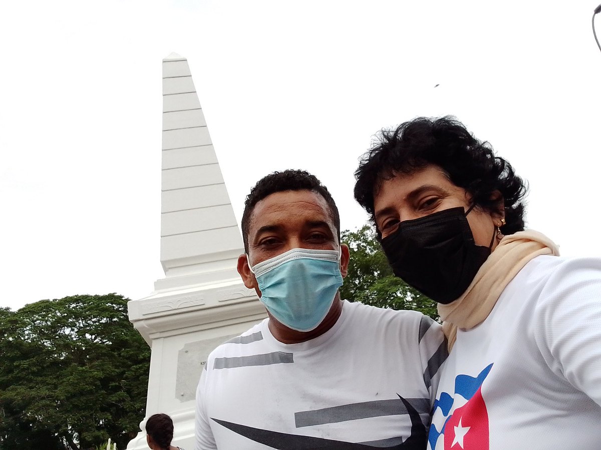 Hoy estoy feliz en Dos Ríos,niños protagonizan y nos acercan a nuestro Martí,gracias Wilder Justis por tu creación en este Acto Provincial por la caída en combate de nuestro Apóstol Nacional José Martí Pérez.<a href="/CapoNapoles/">Yanaisi Capó Nápoles</a> <a href="/yordan_roberto/">Yordan Roberto</a> <a href="/NilsonAcostaRe1/">Nilson Acosta Reyes</a>