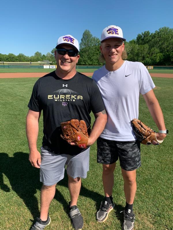 We have another Cat on the mound! (95) We welcome Jason Ashby to throw a first pitch. Former Marine and now a trooper with MO state hwy patrol assigned to drugs and crime div as a criminal investigator. Several awards and incl MO's medal of valor.🎖️catching is Senior Dylan Tate