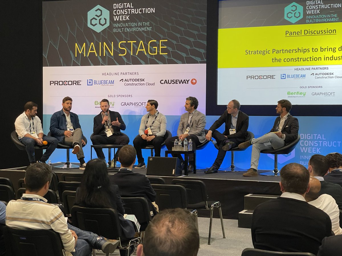Fantastic Panel at @DigiConWeek’s main stage 

#ConstructionTechnology #Investment
