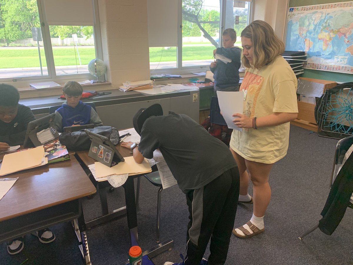 PROJECTEDU_ILC's tweet photo. Enjoying our final days @HilliardStation! @HCSD_ILC @wmscats @theheritagems https://t.co/pBHtItgDJo