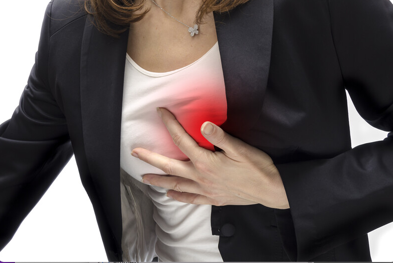 About time! Instead of saying women's heart attack symptoms present "the wrong way," as compared to men, the American Heart Association is launching an initiative to reduce disparities. bit.ly/3wvJvkA #womenshealth #hearthealth #heartdisease