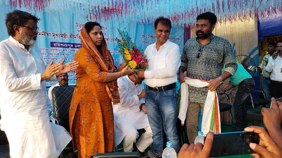 mla52sabina's tweet photo. আজকে উত্তরবঙ্গ উন্নয়ন দপ্তর থেকে সরকারের উন্নয়নের 11 বছর পূর্তি উপলক্ষ্যে বাংলার মুখ্যমন্ত্রী @MamataOfficial অনুপ্রেরণায় হরিশচন্দ্রপুর বিধানসভায় মোট 12 টি কাজের শুভ সূচনা করা হলো।
@AITCofficial @abhishekaitc
#NBDD
#WestBengalDevlopment https://t.co/Sp3r7dijz5