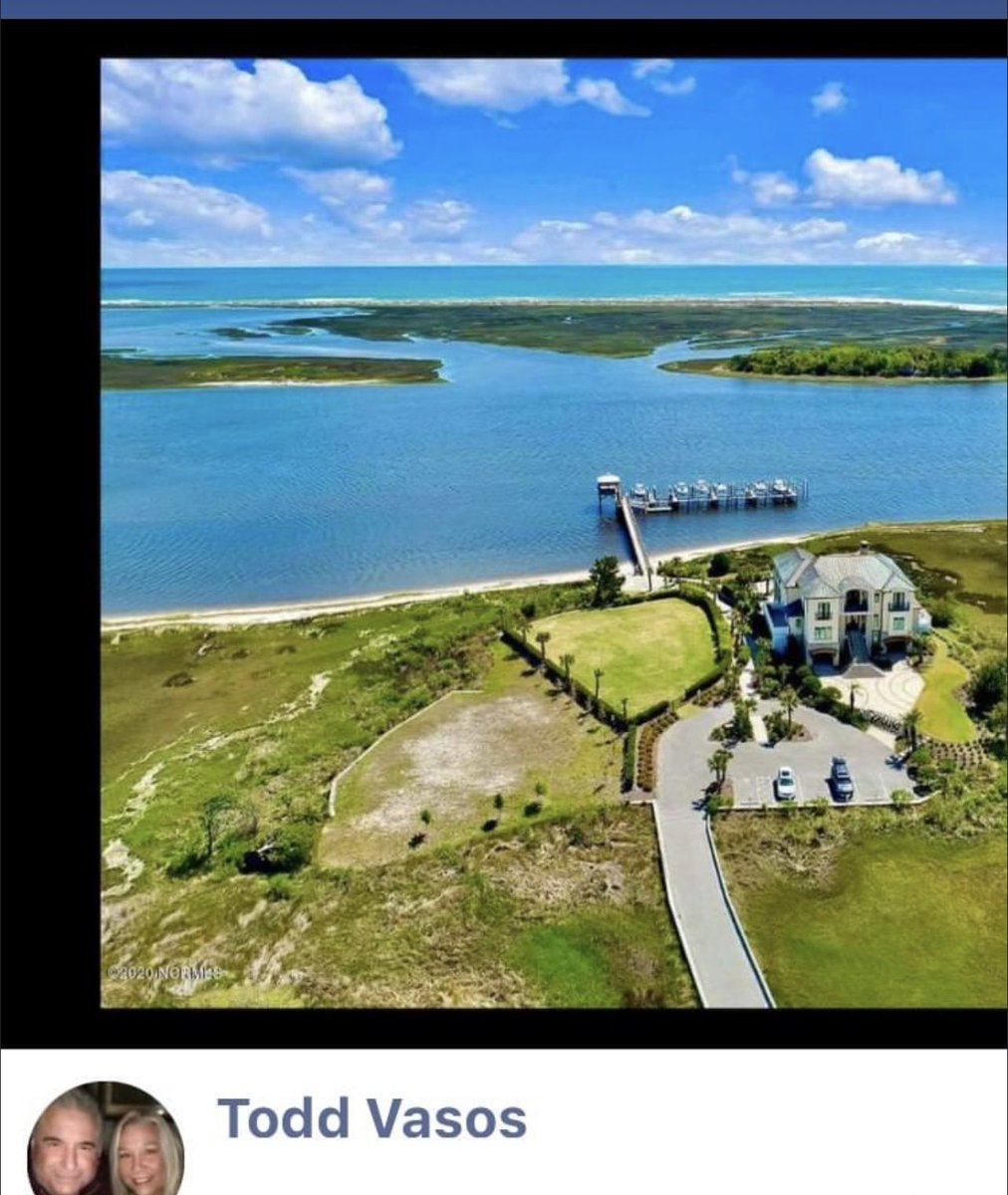 dgputinaticket's tweet photo. Todd Vasos  ceo of Dollar general is flaunting his house and cars on Fb yet his associates make $8/hr &amp; not able to pay their basic needs!!!! 80% living on welfare states!!  He got a 38% raise to 16mill in 2021 and his top store manager got 2.5% or $1100 #putinaticket https://t.co/ytDE9X8v4K