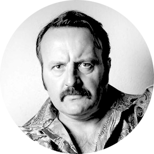We're excited that Welsh comedian, Mike Bubbins, will be taking part in Machynys Gourmet Golf on the 9th June ⛳

To join Mike for a laugh around the course, sign up today!
tenovuscancercare.org.uk/events-listing…

@MikeBubbins <a href="/MachynysGC/">Machynys Resort</a> <a href="/castellhowell/">Castell Howell Foods</a> <a href="/scarlets_rugby/">Scarlets Rugby</a>