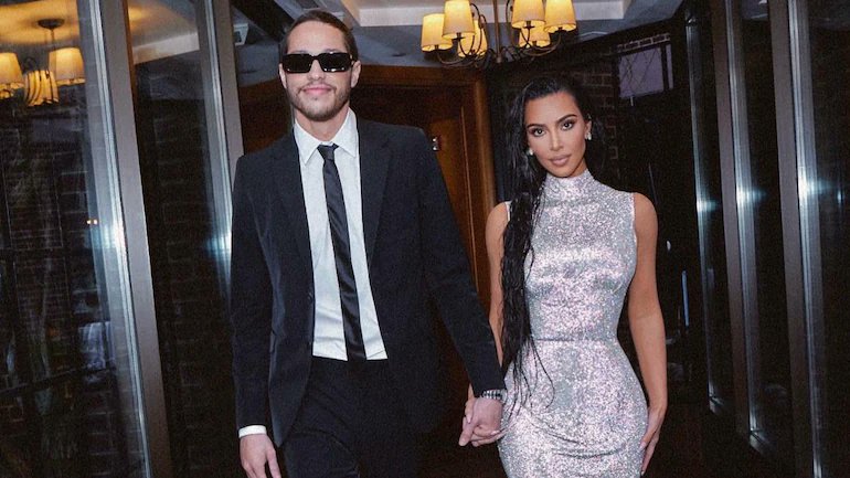 author_queries's tweet image. Here's How Kim Kardashian Is Helping BF Pete Davidson 'Grow Up In A Big Way' &amp;amp; Think About His Future!

link: writeforfilm.com/heres-how-kim-…

#KimKardashian #Kardashians #PeteDavidson #Entertainment