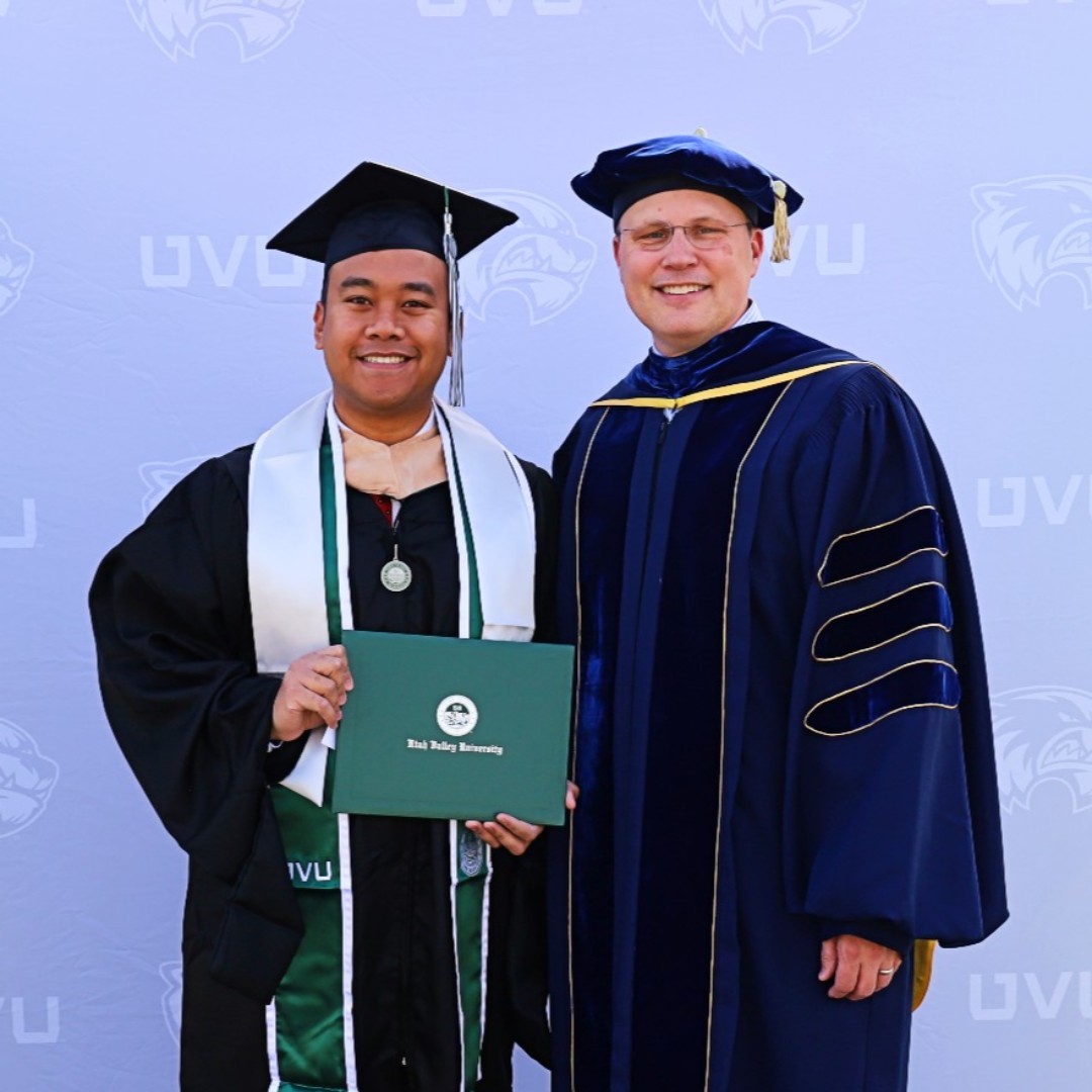 uvumba's tweet image. Our MBA grads did it!

We are thrilled to see our 2022 graduates take off and boost their careers with a UVU MBA.

Good luck and congratulations to our MBA graduates.

#future #mbagrad #uvu #goals #education #achieve #business #career #graduation