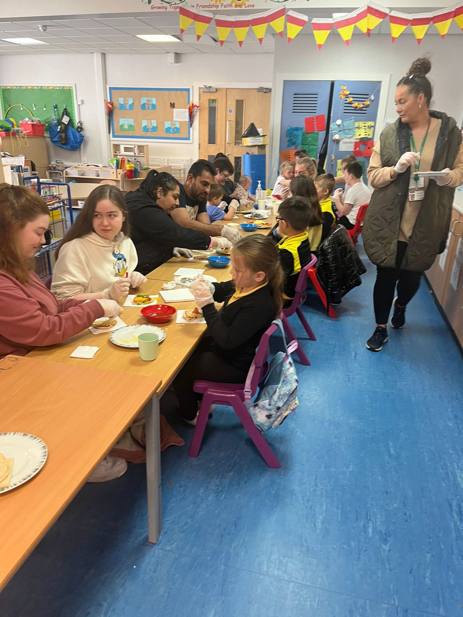 wlStThomas's tweet photo. The support of our families is imperative in order for us to work together to get it right for our children! We are so fortunate to have had the support of so many families at tonightβs family club #TeamSTPS β€οΈππ€ https://t.co/9Qd6ooYaSk