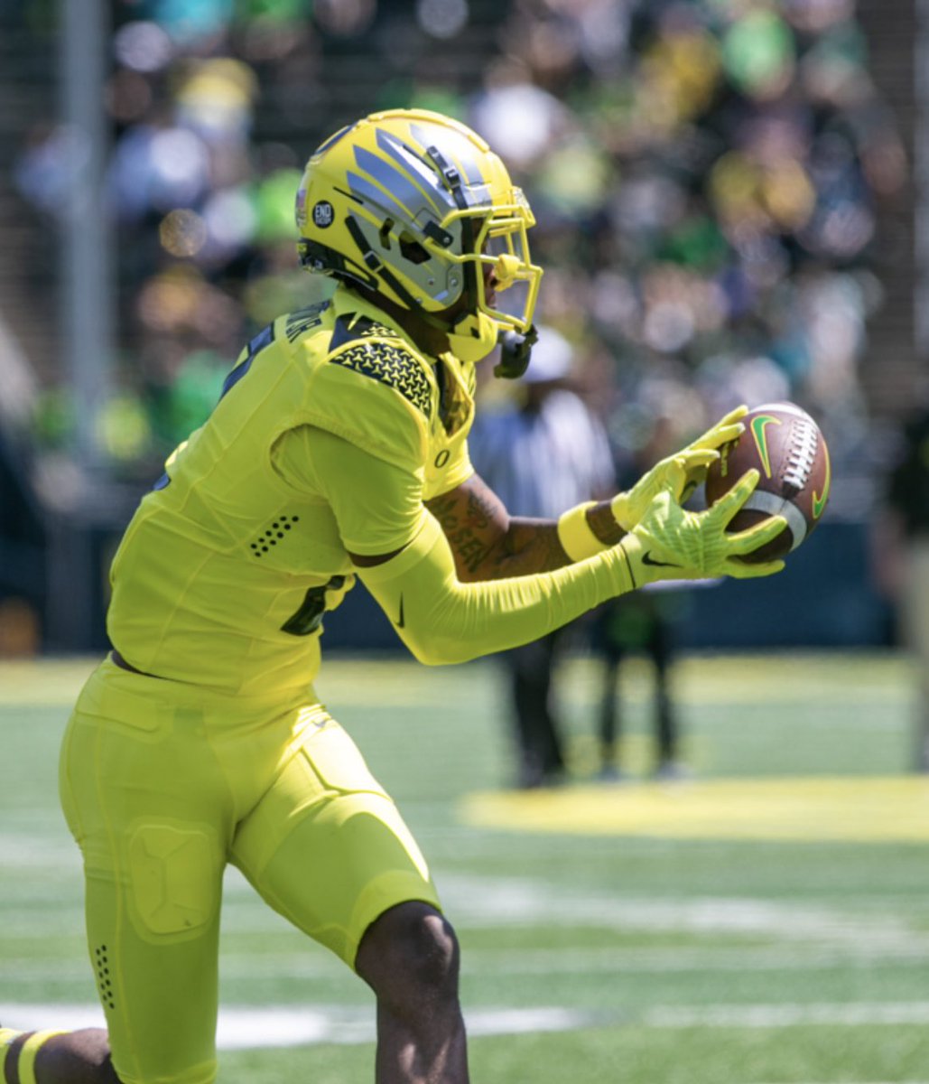 Blessed to receive another offer from Oregon 🟢<a href="/CoachDanLanning/">Dan Lanning</a> <a href="/KennyDillingham/">Coach Dillingham</a>