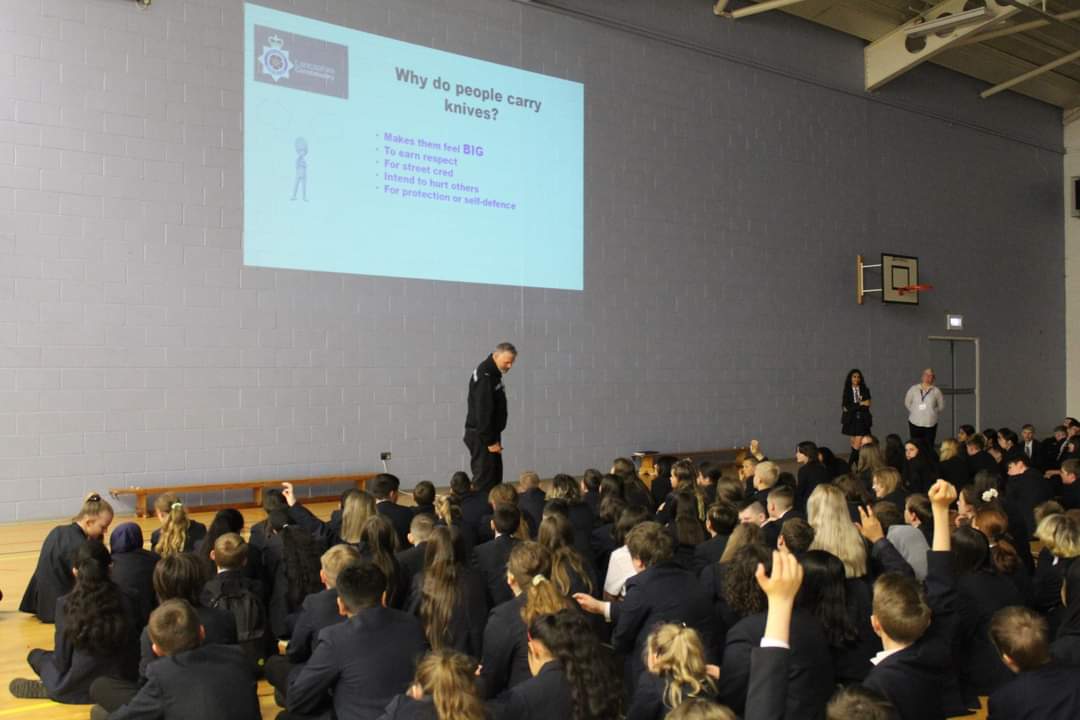 hyndburnacademy's tweet photo. PC Render from Hyndburn Police attended The Hyndburn Academy this morning to deliver a 'Choose life, not the knife' presentation to our students in Years 7 - 10. #OpSceptre #EducationWithCharacter https://t.co/iFFSInqqiN