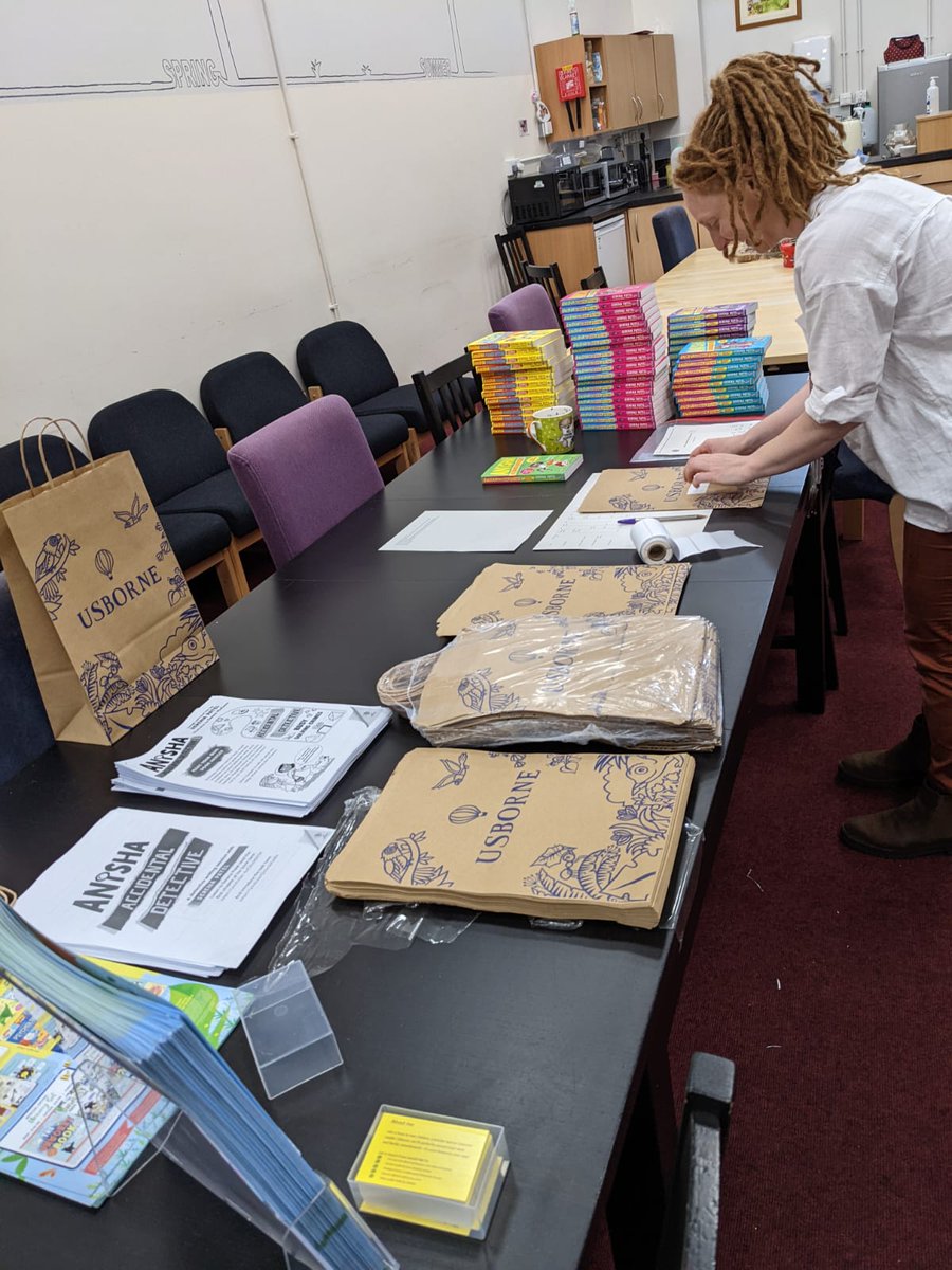 STC_BookChat's tweet image. Thank you so much to @SerenaKPatel and @laurawardell for a absolutely amazing and inspiring Author visit today!! We love  the Anisha books!! We know you will enjoy reading and treasure your signed copies!! @_stcatherines @OpenUni_RfP