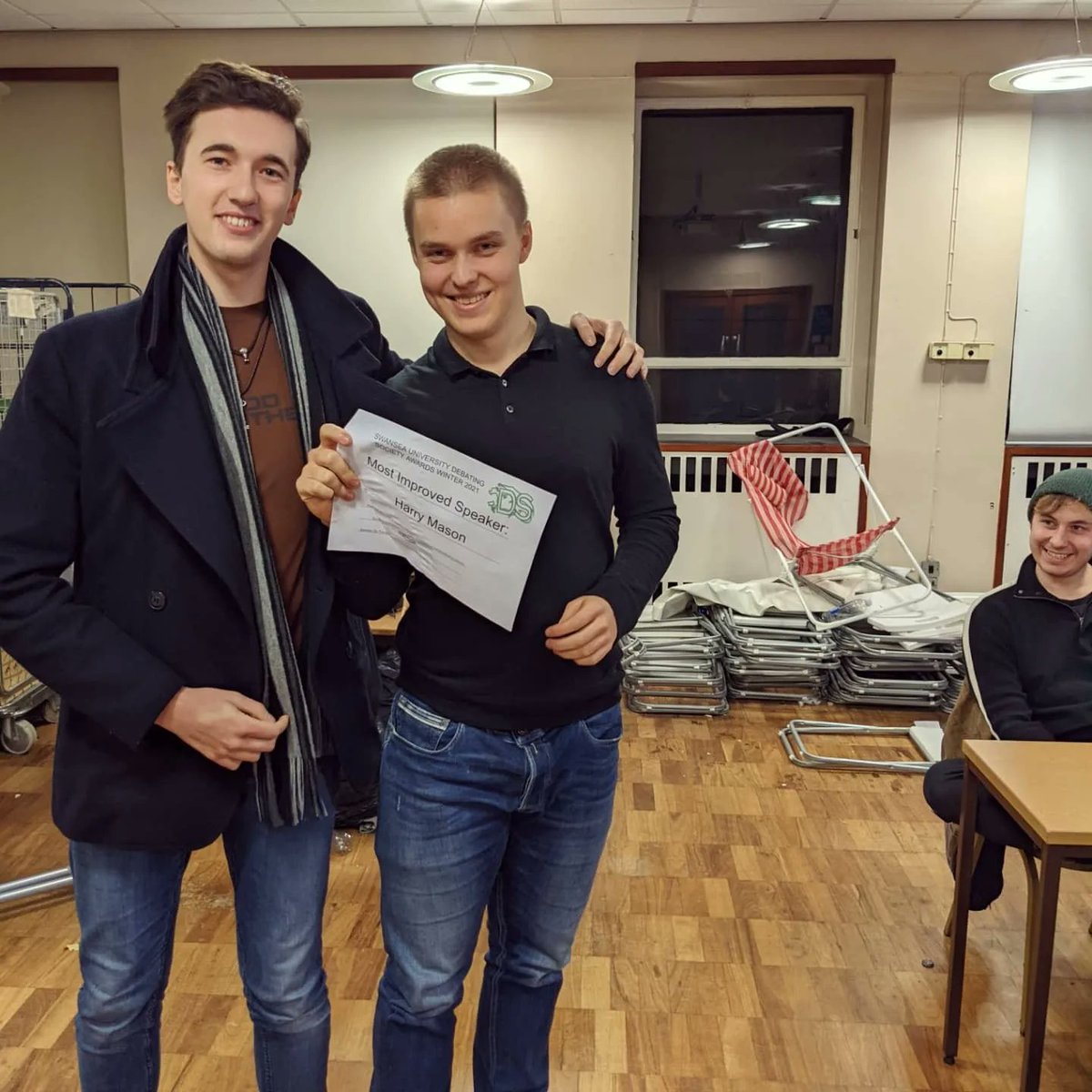 ~repost~

Its been a great week at Swansea Debating, we've had our Christmas Debate, our Christmas Meal, and we've even given out end-of-semester awards. 

Congratulations to Nomthandazo Moyo, Enzo Tobias, and Harry Mason for their awards! 🍾🎉