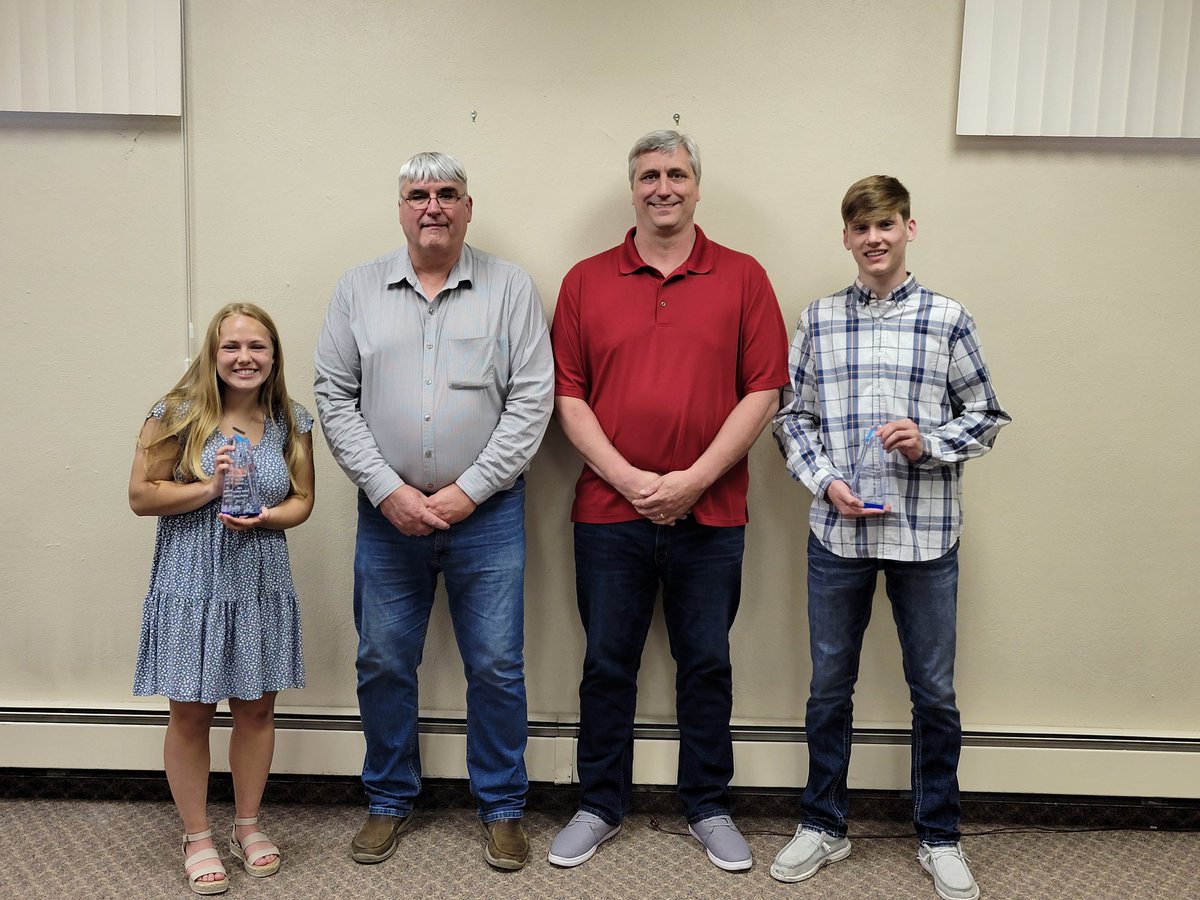 BLHS_Activities's tweet photo. 2021-2022 ALL Mustang scholarship recipients Emma Peirce &amp; Jaxon Watkins...CONGRATS and a big thank you to Kottke Trucking of Buffalo Lake for sponsoring such an incredible program for BLHS Activities https://t.co/KK4o6h9r9k