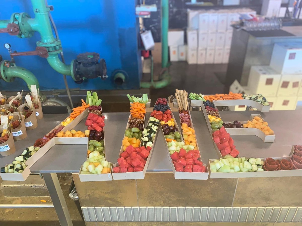 Our UnWine event at <a href="/Detroitvineyard/">Detroit Vineyards</a> was a great success! Thank you to everyone who came out and to @SEEL for sponsoring. We can't wait to do it again soon 🍷😀