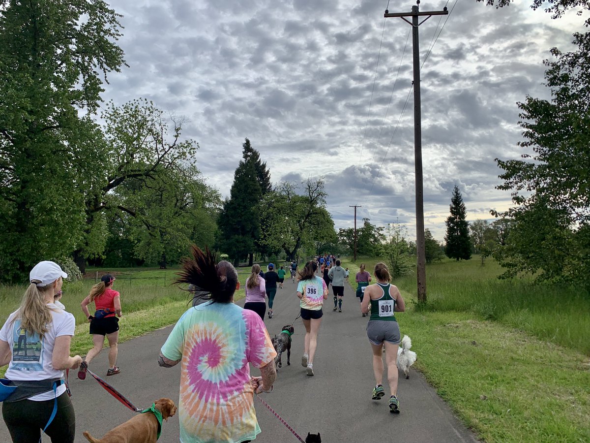 Sustainable Cities Institute (@sci_uo) on Twitter photo SCYP report coordinator Nat Kataoka enjoyed the <a href="/GreenhillHumane/">Greenhill Humane</a> Bark in the Park 5K this past weekend! Participants had fun running and petting dogs. As spring quarter concludes, take care of your #Mentalhealth by making time for fun. SCYP report coordinator Nat Kataoka enjoyed the <a href="/GreenhillHumane/">Greenhill Humane</a> Bark in the Park 5K this past weekend! Participants had fun running and petting dogs. As spring quarter concludes, take care of your #Mentalhealth by making time for fun.