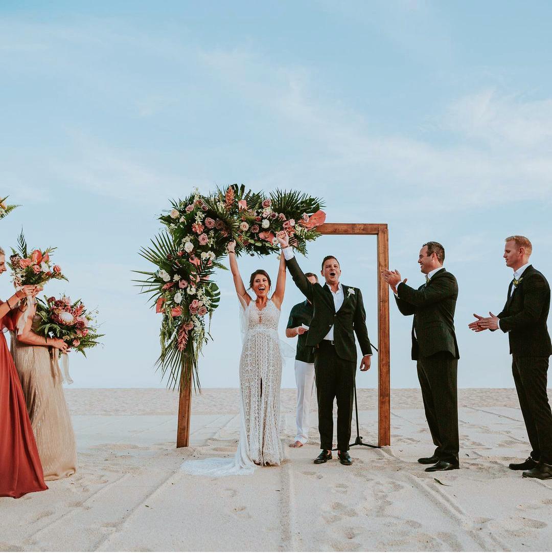This is the perfect beginning to your new life together. Truly natural beauty defines Natural Vibes. 📷<a href="/emweddingsphoto/">EM Weddings Photo</a> #EmbraceYourNature #RomanceByParadisus #DestinationWedding

For more information about our Romance experience visit: romancebyparadisus.com