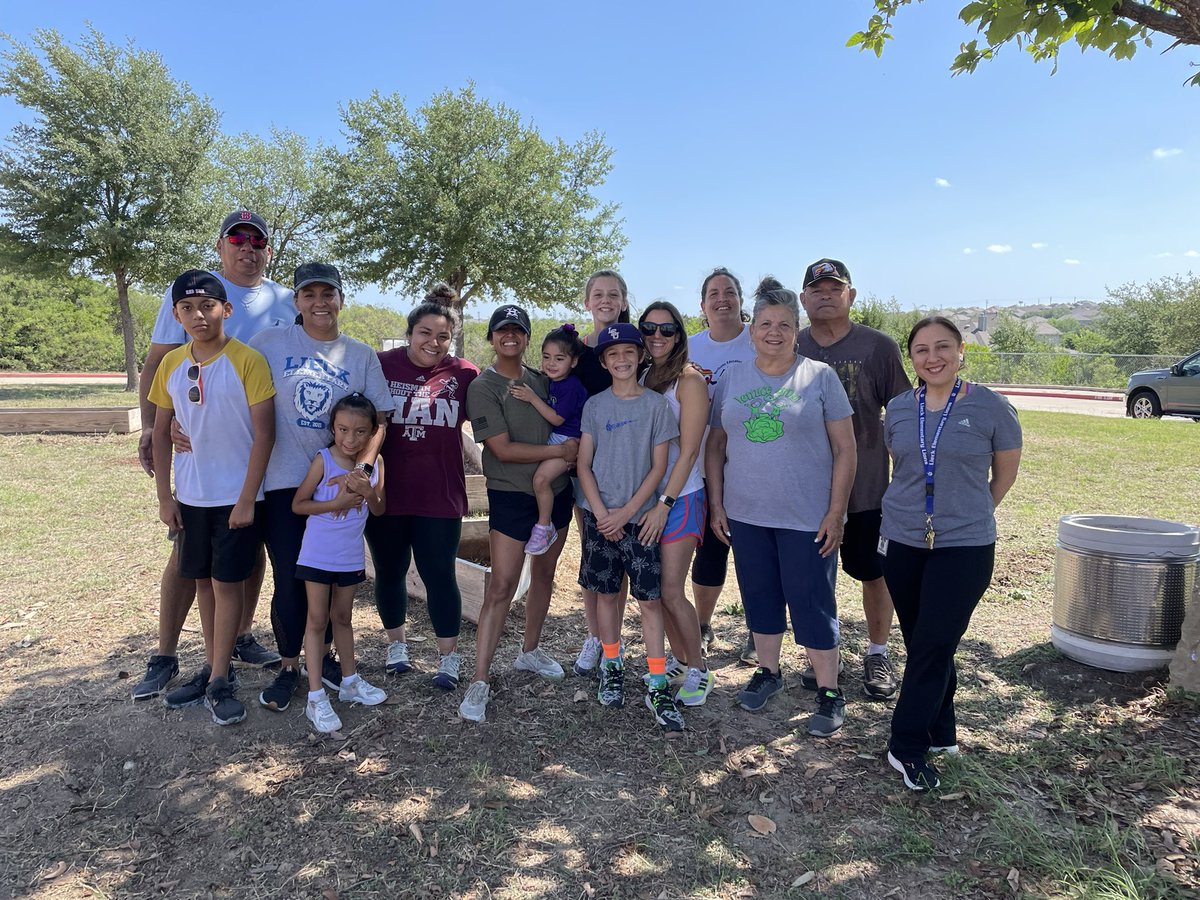 MrsStephieG's tweet photo. This past weekend, we worked on a beautification project for our Lieck Lions! 🦁 We cleaned up and prepared our garden for next year. It’s so exciting to see our campus returning to its “pre-Covid” greatness! Freshly painted garden boxes and benches! @NISDLieck https://t.co/XHlJ9FBSnG