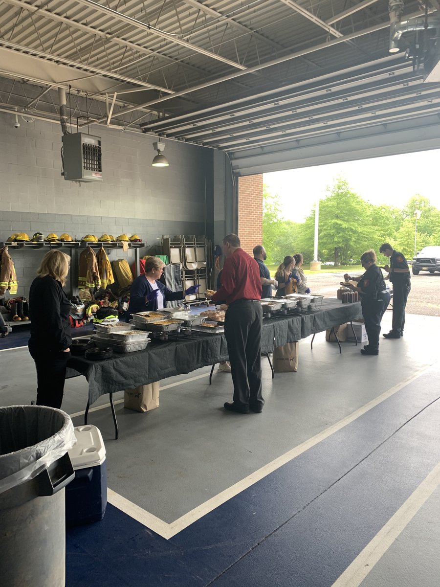 Had a great time with Vol. Medical Service Corps of Lansdale and Jefferson Health - Abington at the annual EMS Week Luncheon. Thank you so much for putting this on! Happy EMS Week! #JeffSTAT #EMSWeek2022 #emsweek #thankyou