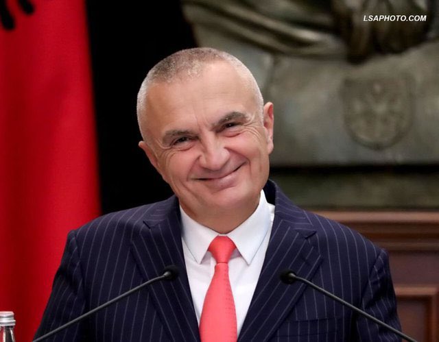 SkaTurp's tweet photo. Amicus certus in re incerta cernitur. Koalicioni i familjeve non grata do ktheje pesimizmin ne “humbje kohe”. Tik tok, tik tok… zilja tringellon https://t.co/XuzZ6y0hMO