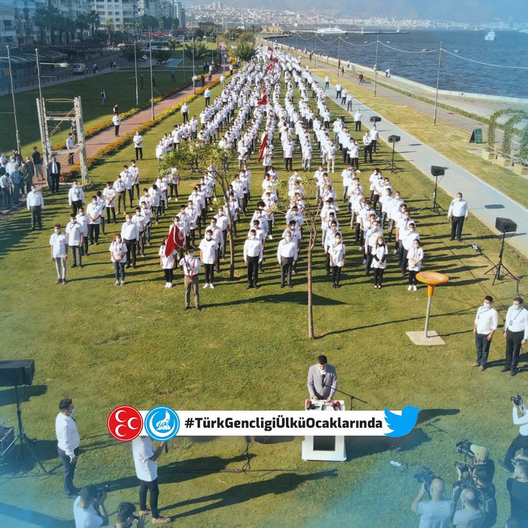 “Benim bozkurtlarım,dik başlı değil, başı dik Anadolu çocuklarıdır.” Başbuğ Alparslan Türkeş

İnançlı, onurlu, başı dik #TürkGençliğiÜlküOcaklarında