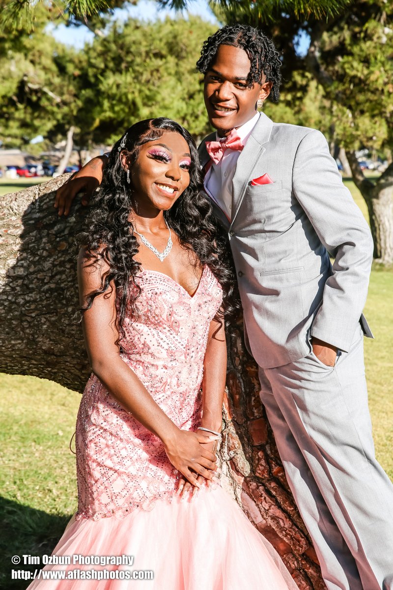 tophotography's tweet photo. Prom Photoshoot from this past weekend #photography #photoshoot #prom #promphotoshoot #seniorprom #portrait #portraitphotography https://t.co/29DjZXnLZJ