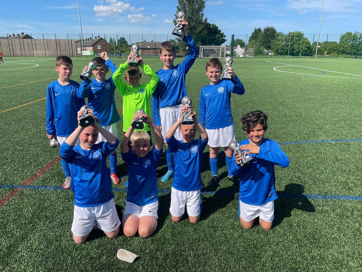 halewoodcofe's tweet photo. We’re so proud of these boys ⚽️ 

Runners up in the Knowsley finals - narrowly missing out in extra time in the final.

Their performances, attitudes and mentally throughout were spot on. What an achievement ⭐️

Well done each of you 👏 

@KnowsleySSP https://t.co/CraDCbVqKk