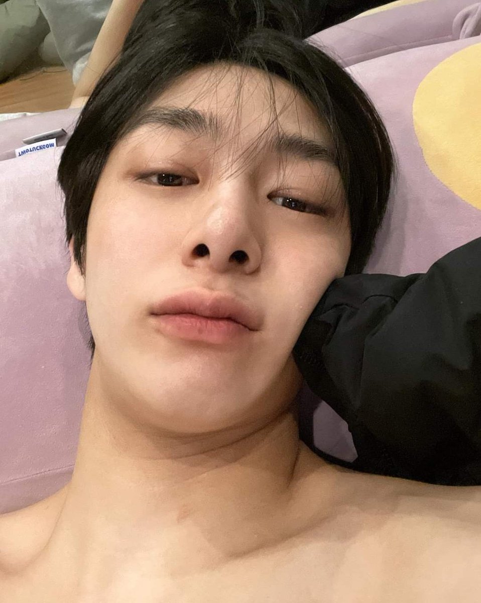 l0stminhyuk's tweet photo. 7/7 GENTEEEEE AHORA SI YA ES OFICIAL LA COLECCIÓN ESTÁ COMPLETA AYUDAAA ESTOY EN EL PISO COLAPSANDO JKDLAJKS https://t.co/DIlnjbxHDZ