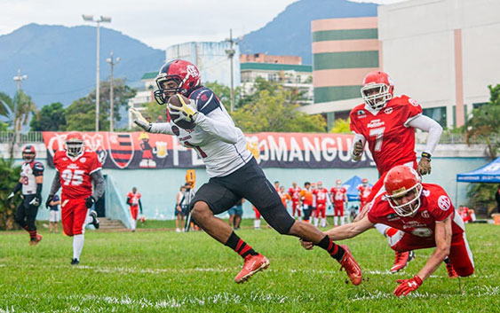 O <a href="/flamengofa/">Flamengo Imperadores</a> vence <a href="/BigRidersFA/">America Big Riders FA</a> e avança para a final do Campeoanto Carioca de Futebol Americano <a href="/fefarj_oficial/">FeFARJ</a>. 🏈🇧🇷 futebolamericanobrasil.com/flamengo-imper…