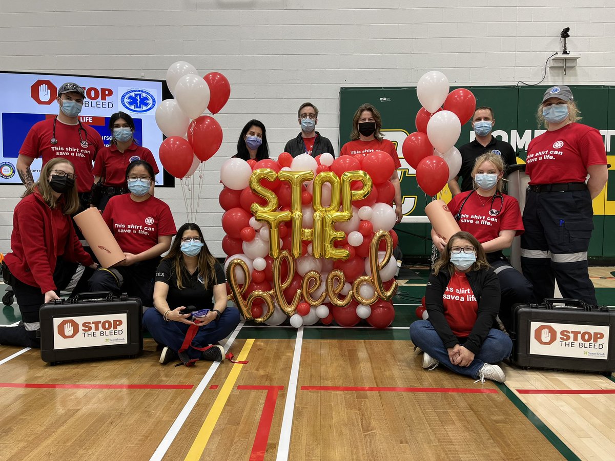 StoptheBleed_TO's tweet photo. May 19th is Stop the Bleed Day and May is Stop the Bleed Month! In honour of this @Sunnybrook partnered with @durhamcollege to hold the largest #stopthebleed training event in Canada!  @acsSTOPTHEBLEED @StopTheBleed @stopthebleedpro https://t.co/wWWWG8Kpt0