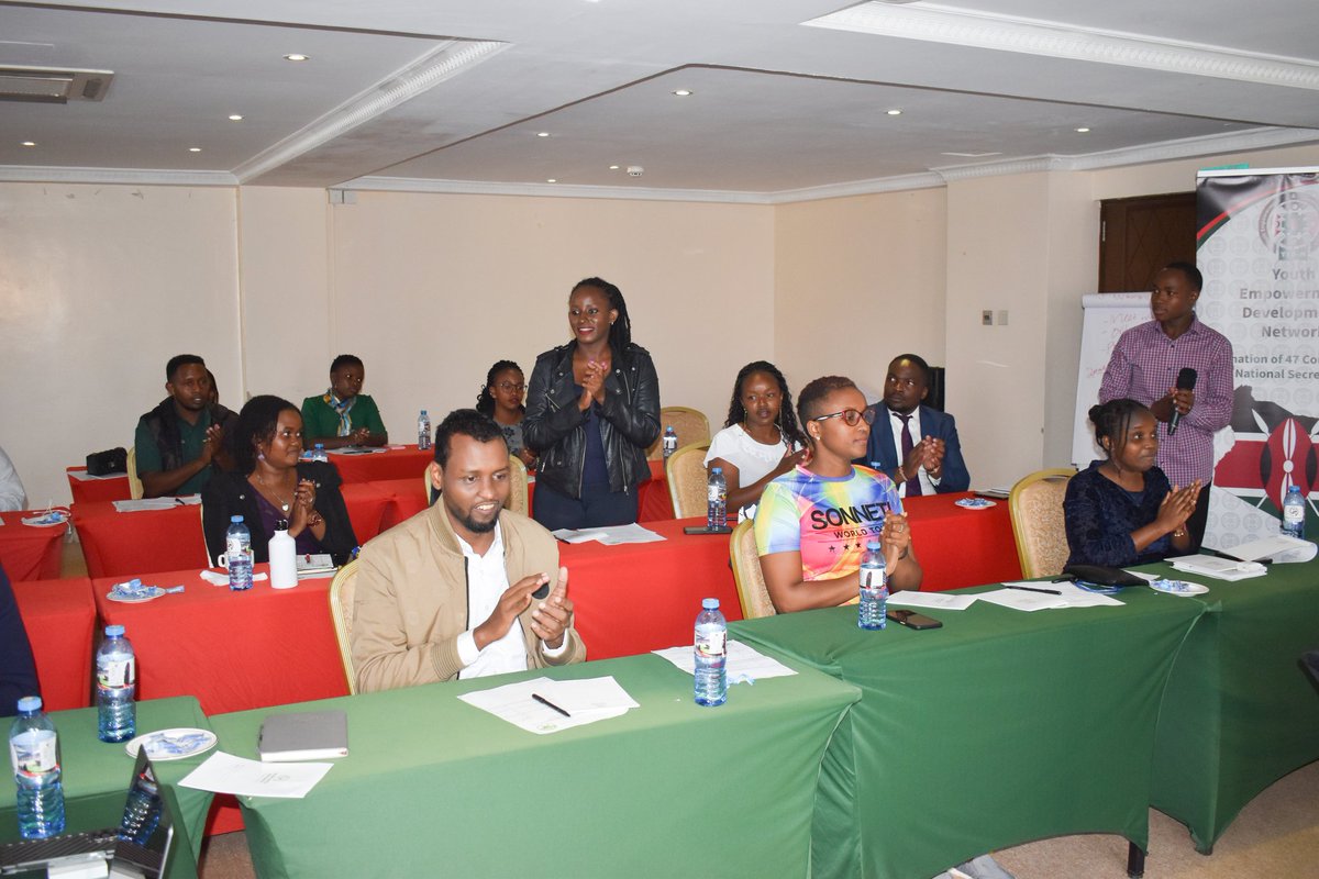 reenndinda's tweet photo. Day-2 of the ongoing Youth Leaders Voter Education Master training has been an entirely informative and interactive session. #GE2022

@UNDPKenya @IEBCKenya @IEBC_YCC https://t.co/aymY5it7Wp