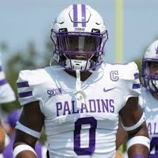 TorianRoberts1's tweet photo. I am blessed to say that I have received an offer from Furman University🖤💜@CoachWrightC @Excelspeed12 @CoachDrico @WPCatsFootball @BHoward_11 @Andrew_Ivins @Rivals @On3Recruits @24k7v7 @CoachHoats @coach_clyde22 https://t.co/6vXqHsNqYn