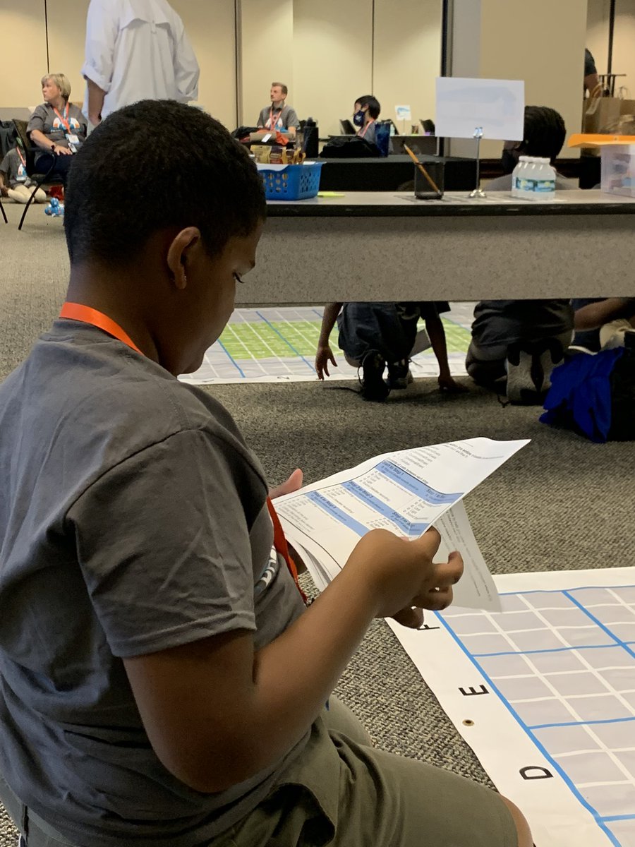 jewiebaum's tweet photo. Planning to put Dash into motion #ccps STEAM @WonderWorkshop @blackbearsroar https://t.co/sz1XSAjZP3