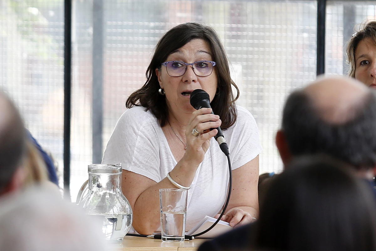 Felicitamos a la Prof Ana Barletta, ex vicepresidenta del Área Académica de la #UNLP y dos veces decana de 
<a href="/fahce/">FaHCE</a>, quien recibirá el Premio Latinoamericano y Caribeño de Ciencias Sociales de <a href="/_CLACSO/">CLACSO</a> 👏👏👏unlp.edu.ar/institucional/…