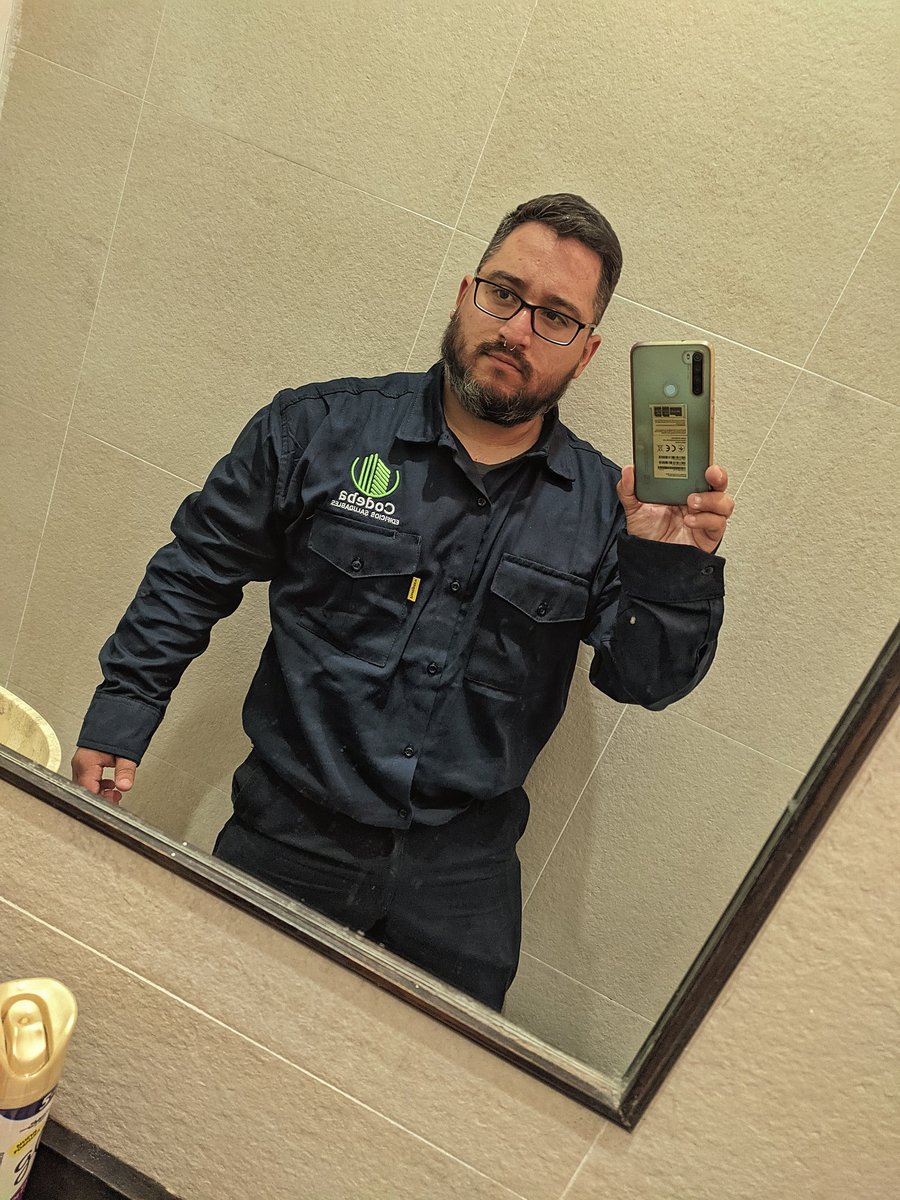 lgsusbear's tweet photo. Buen día, llegó el fumigador... ¿Me deja pasar? 😏🔥 https://t.co/pUssfgEGPb