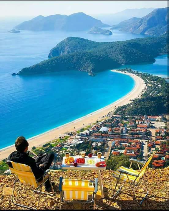 حدد واجهتك وتواصل معنا لتكسب العرض تخفيضات على تذاكر الطيران 🛩خلى صيفك مميز 🏝🏖
للحجز والاستفسار للتواصل خاص 📩📩