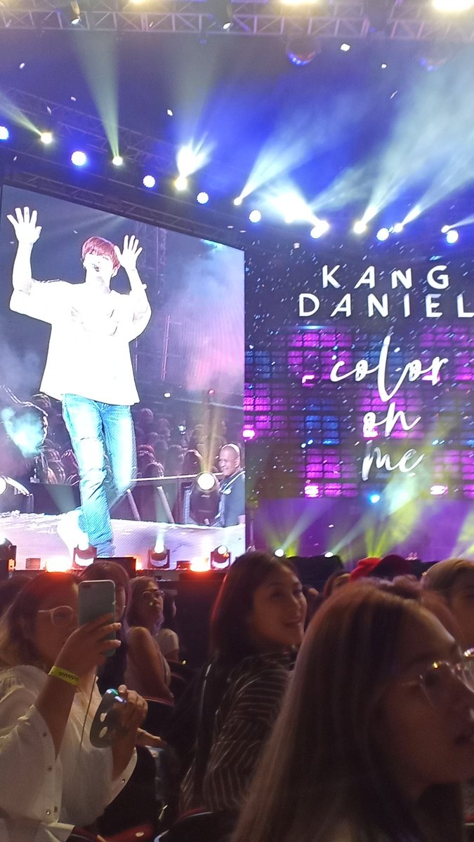 fnshstds's tweet photo. Seeing Kang Daniel in the flesh is definitely one for the books! #ColorOnMeInManila @allaccessprod_ #aapgiveaway https://t.co/dh5VJL5wus