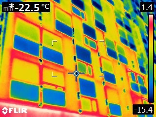 isorebatiment's tweet photo. Réception sans réserves des travaux d'ITE de la copropriété Joffre à #lorient AVANT/APRES 40% gain énergétique 1700m² planal K7 @vetisol Bravo à nos équipes ! https://t.co/etJCexmBsY #copropriété #environnement #rehabilitation https://t.co/cQx2rzk1bc