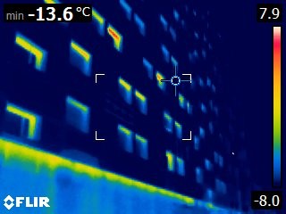 isorebatiment's tweet photo. Réception sans réserves des travaux d'ITE de la copropriété Joffre à #lorient AVANT/APRES 40% gain énergétique 1700m² planal K7 @vetisol Bravo à nos équipes ! https://t.co/etJCexmBsY #copropriété #environnement #rehabilitation https://t.co/cQx2rzk1bc