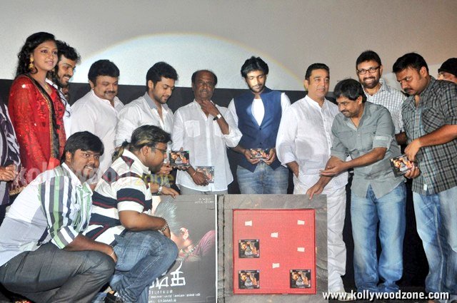 just4_Vik's tweet photo. #Throwback 🔥
#VGoldenforever 💯 
#Kumki 🐘
#Bomman ❤ 
#VDec2Remember 👏
🎼🥳🎼🥳🎼🥳🎼🥳 https://t.co/INYRNlcFvG
🎼🥳🎼🥳🎼🥳🎼🥳 https://t.co/hkzlDUiDNR