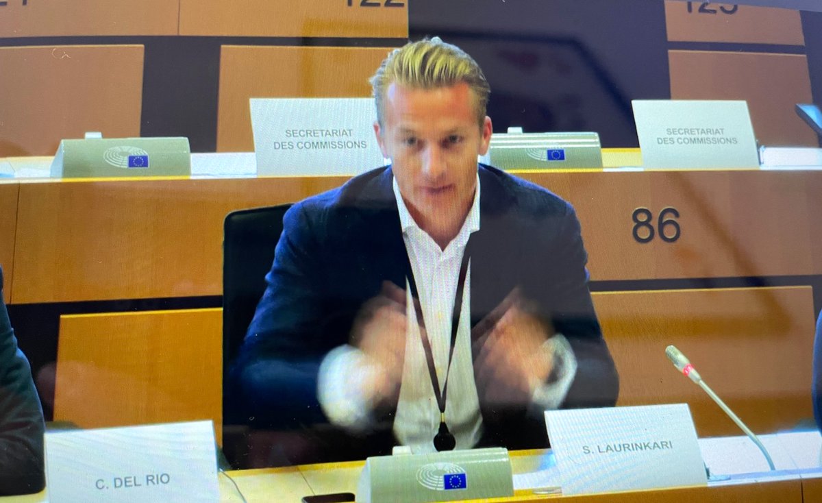 _MiraMaria_'s tweet photo. 📣Platform work directive in @EPSocialAffairs discussions. Strong concerns expressed over EP draft . 

@LNicholsonova: we should not automatically classify platform work as employment relationship‼️

@Laurinkari from Wolt regrets that platform workers views not heard in the 🇪🇺. https://t.co/lseveZW4g3